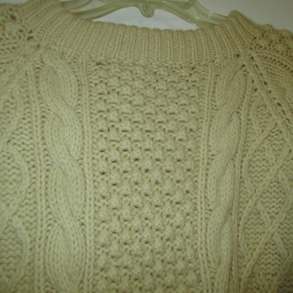 Sweater "Snowflakes” Scoop Neck Pull Over Sweater XL Cream - Picture 9 of 12
